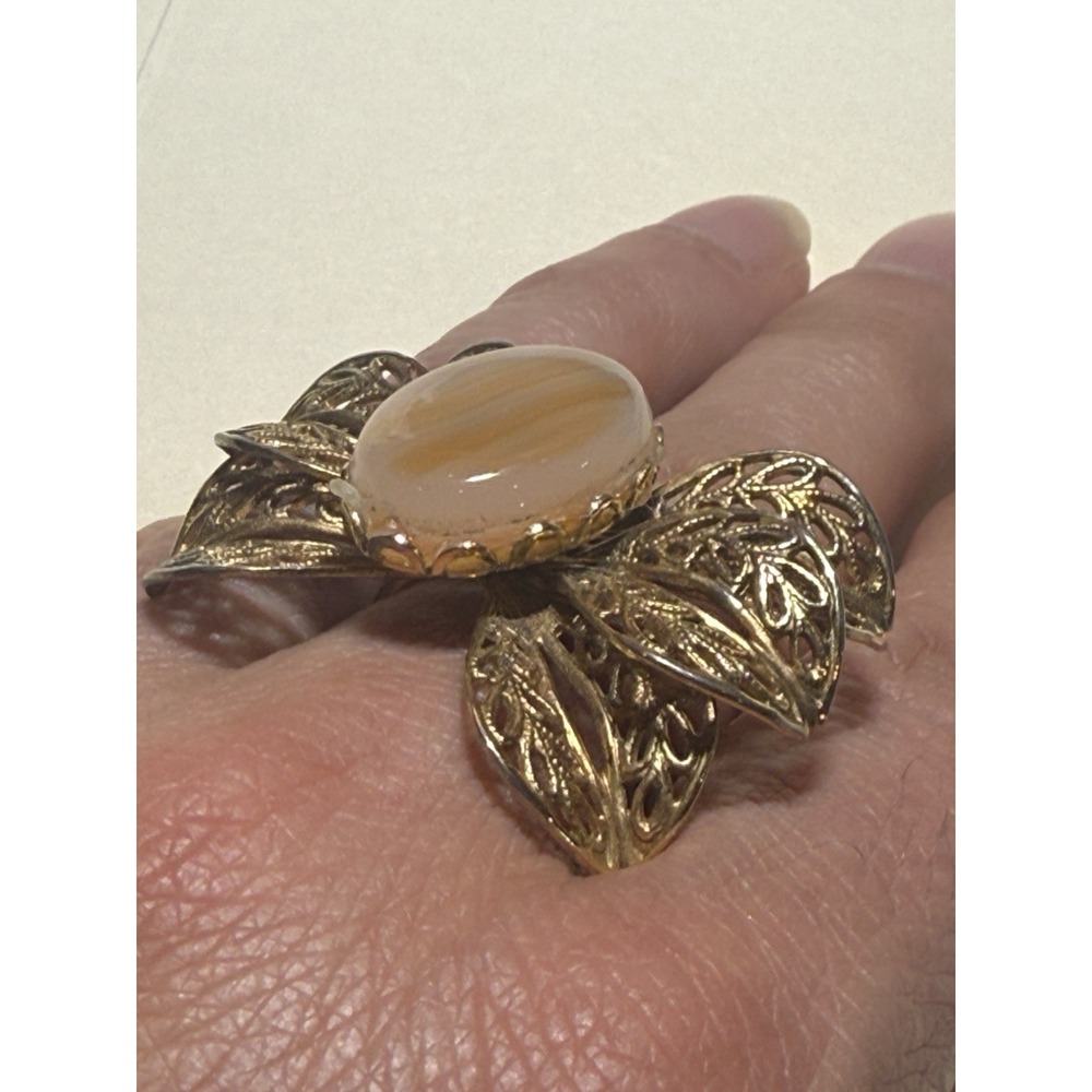 Vtg Gold Tone Filigree Flower Ring Banded Agate Glass Cabochon Statement Jewelry